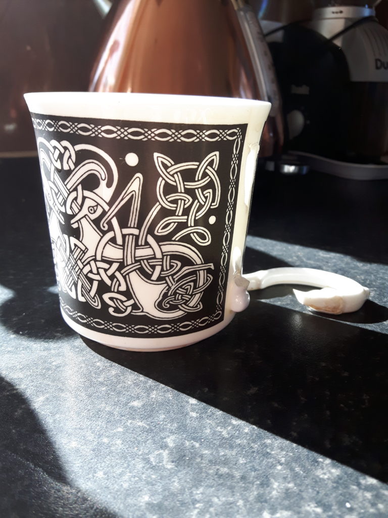 A broken mug.